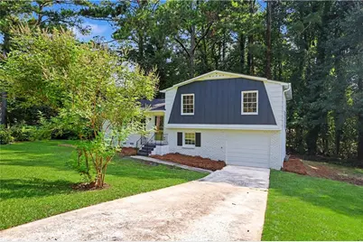 6200 Auburn Drive, Riverdale, GA 30296 - Photo 3