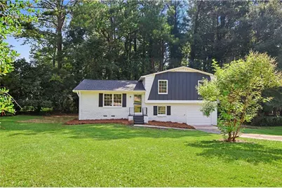6200 Auburn Drive, Riverdale, GA 30296 - Photo 1