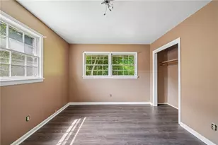 2703 Arrowood Dr, East Point, GA 30344 - Photo 15