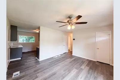 6970 Mary Court, Riverdale, GA 30274 - Photo 7