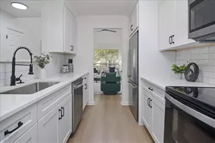 4033 Ravenwood Ct, Union City, GA 30291 - Photo 19