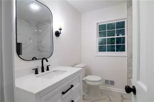 4877 Alpine Dr SW, Lilburn, GA 30047 - Photo 37