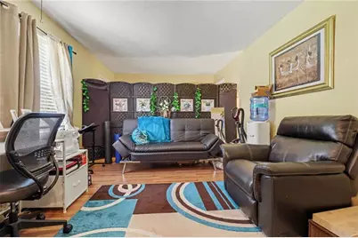 3960 Emerald North Drive, Decatur, GA 30035 - Photo 9