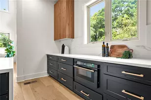 2047 Drew Valley Rd NE, Atlanta, GA 30319 - Photo 23