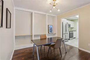208 Bainbridge Dr, Sandy Springs, GA 30327 - Photo 5
