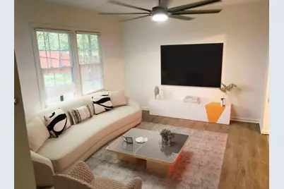1551 Ferno Drive NW, Atlanta, GA 30318 - Photo 3
