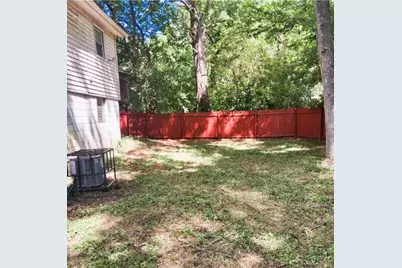 1551 Ferno Drive NW, Atlanta, GA 30318 - Photo 13