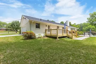 256 Teresa Ln, Loganville, GA 30052 - Photo 5