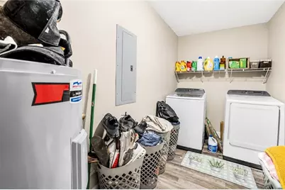 209 Roslyn Court, Dalton, GA 30720 - Photo 9