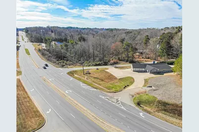 3306 Donna Way #D, Gainesville, GA 30504 - Photo 3