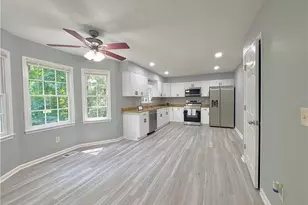5362 Milieo Pl SW, Lilburn, GA 30047 - Photo 13