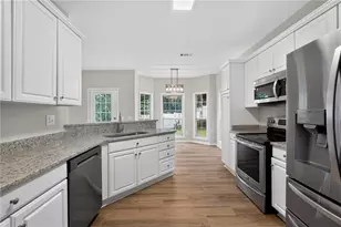 2675 Factor Walk, Suwanee, GA 30024 - Photo 9