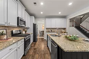 135 Cherokee Reserve Cir, Canton, GA 30115 - Photo 13