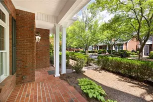 8720 Parker Pl, Roswell, GA 30076 - Photo 3