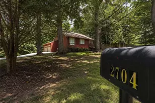 2704 Valleyhill Dr, Acworth, GA 30102 - Photo 17
