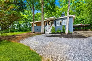 372 Gabrels Dr, Clarkesville, GA 30523 - Photo 1