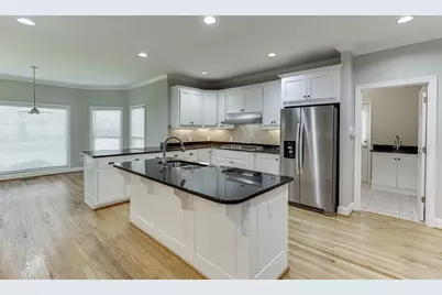 9345 Riverclub Parkway, Duluth, GA 30097 - Photo 15