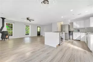 376 Doe Ln, Mansfield, GA 30055 - Photo 9