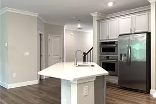 1468 Edgebrook Ct NE, Atlanta, GA 30329 - Photo 11