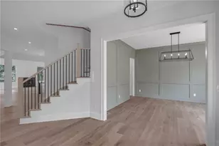 1886 Timothy Dr NE, Atlanta, GA 30329 - Photo 11