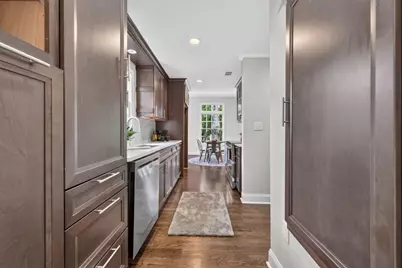 420 Jefferson Circle, Sandy Springs, GA 30328 - Photo 19