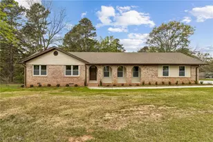 2526 Hamill Dr, Buford, GA 30519 - Photo 1