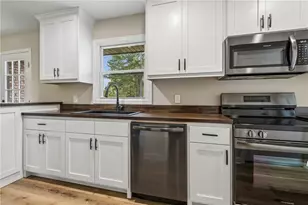 2526 Hamill Dr, Buford, GA 30519 - Photo 23