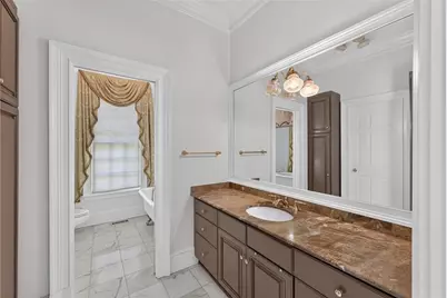 400 Windship Place, Sandy Springs, GA 30327 - Photo 19