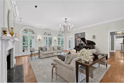 400 Windship Place, Sandy Springs, GA 30327 - Photo 5
