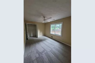 538 Cole Drive SW, Lilburn, GA 30047 - Photo 5