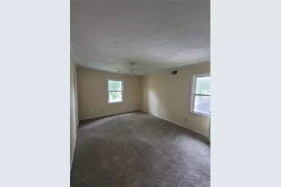 538 Cole Drive SW, Lilburn, GA 30047 - Photo 11