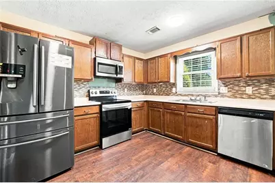 135 Sterling Court, Alpharetta, GA 30004 - Photo 11