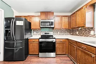 135 Sterling Ct, Alpharetta, GA 30004 - Photo 9