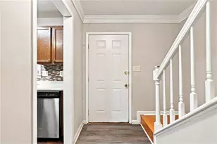 135 Sterling Ct, Alpharetta, GA 30004 - Photo 7