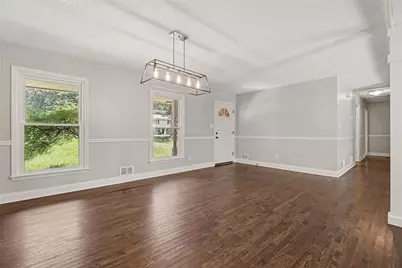 2936 Pauls Way, Marietta, GA 30062 - Photo 3