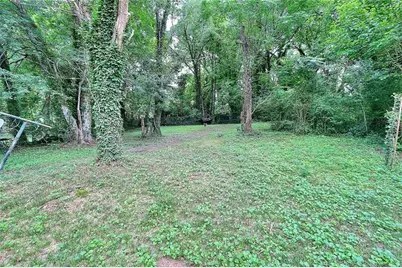 1080 Valley View Road SE, Atlanta, GA 30315 - Photo 17