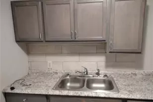 1080 Valley View Rd SE, Atlanta, GA 30315 - Photo 5