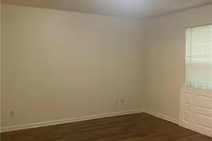 8204 Par Four Way, Lithonia, GA 30038 - Photo 5