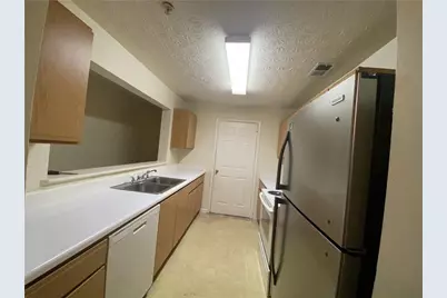 8204 Par Four Way, Lithonia, GA 30038 - Photo 3