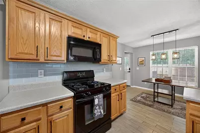9899 Vista Circle, Union City, GA 30291 - Photo 17