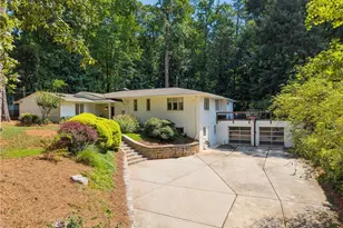 4091 Peachtree Dunwoody Rd NE, Atlanta, GA 30342 - Photo 1