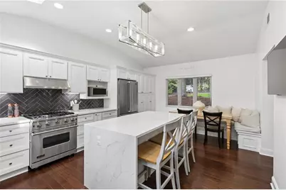 4091 Peachtree Dunwoody Road NE, Atlanta, GA 30342 - Photo 13