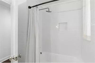 4091 Peachtree Dunwoody Road NE, Atlanta, GA 30342 - Photo 35