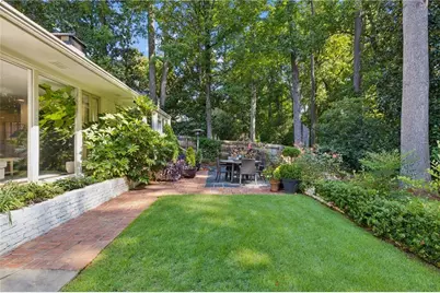 4091 Peachtree Dunwoody Road NE, Atlanta, GA 30342 - Photo 43