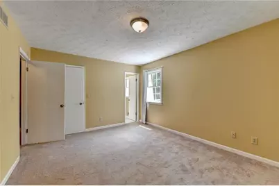 567 Planters Row SW, Lilburn, GA 30047 - Photo 37