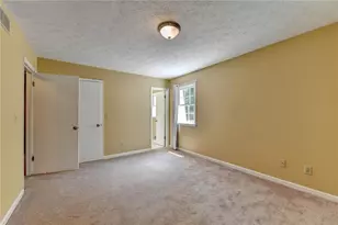 567 Planters Row SW, Lilburn, GA 30047 - Photo 37