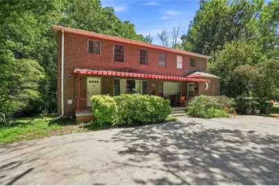 1515 Beech Valley Way NE, Atlanta, GA 30306 - Photo 3