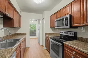 6350 Hawthorne Terrace, Peachtree Corners, GA 30092 - Photo 21