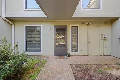 6350 Hawthorne Terrace, Peachtree Corners, GA 30092 - Photo 5