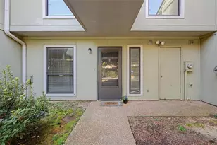 6350 Hawthorne Terrace, Peachtree Corners, GA 30092 - Photo 5